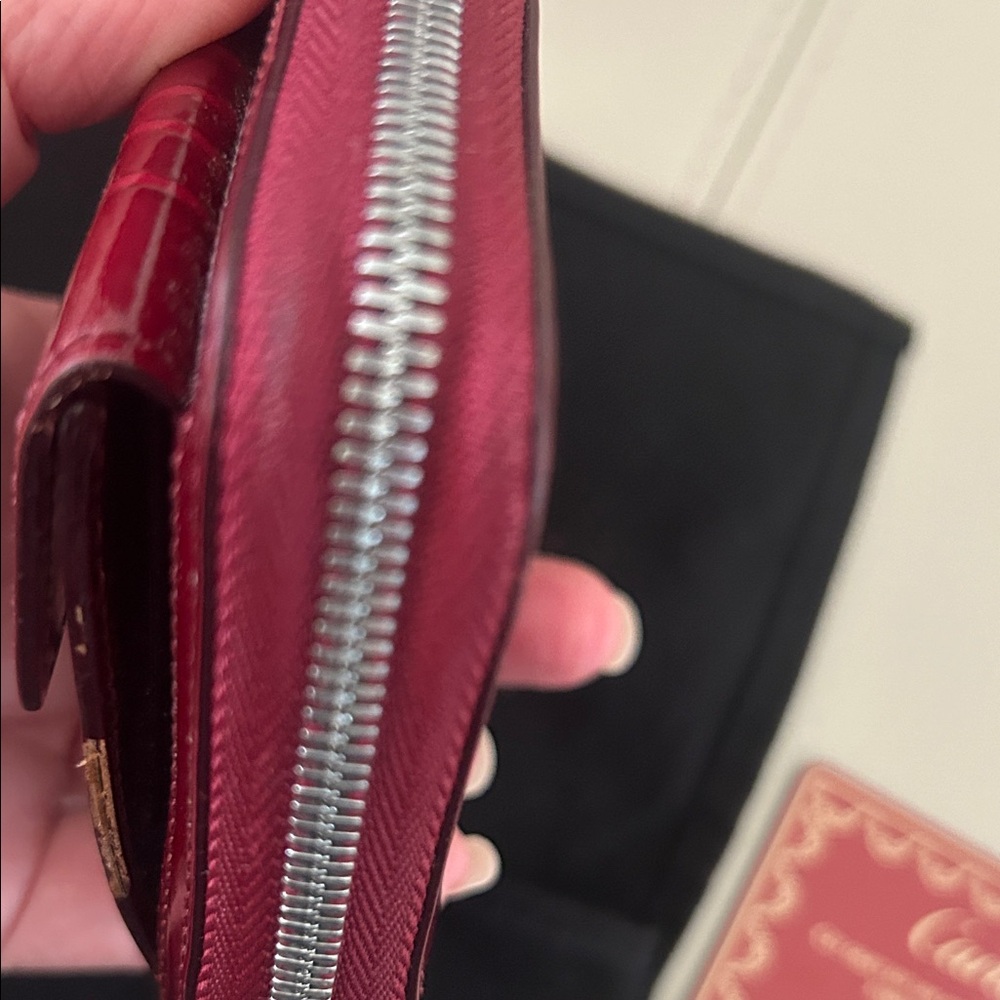 Cartier Red embossed leather zip around compact wallet - Picture 13 of 15